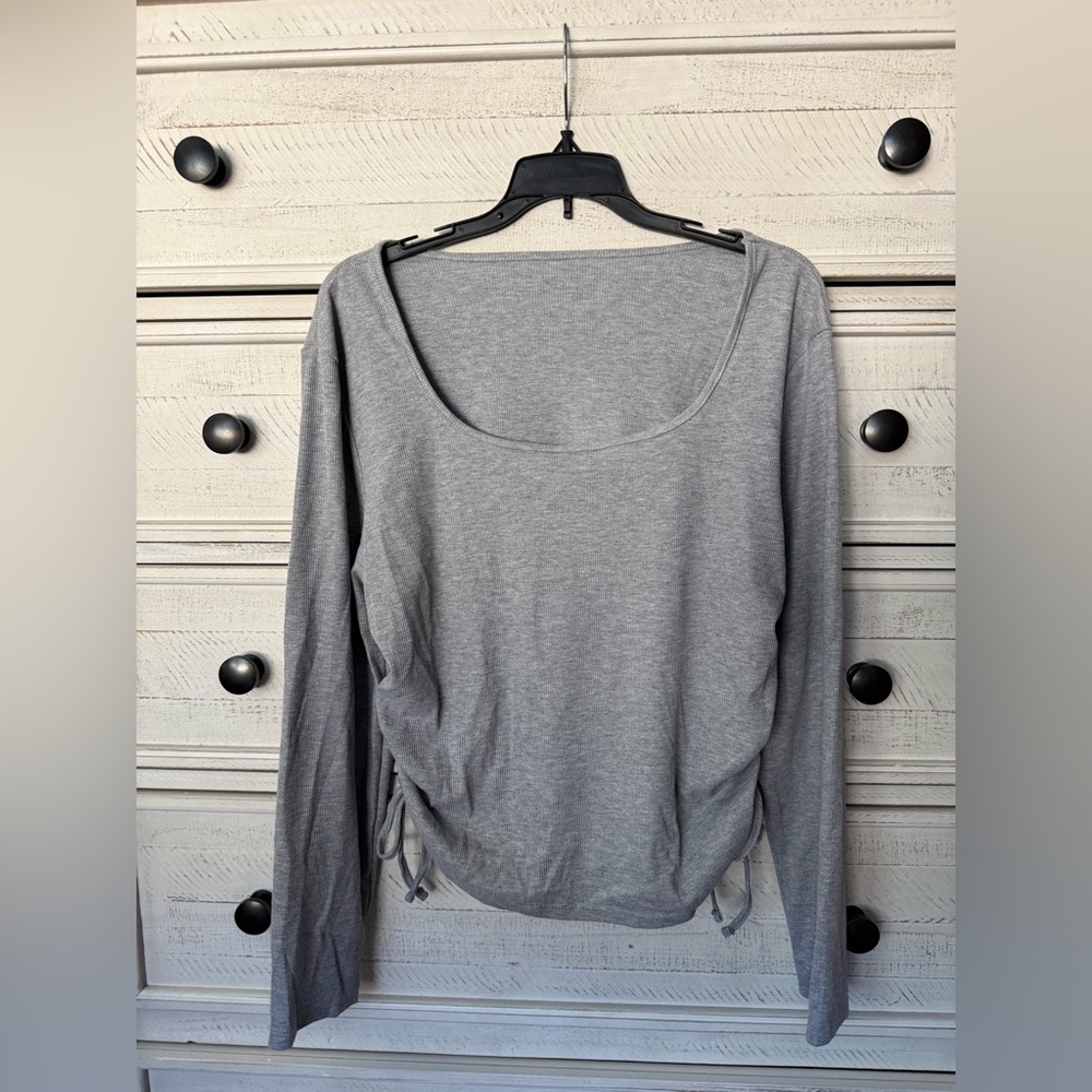 SHEIN Gray Long Sleeve Top